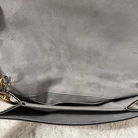 Stella McCartney Silver Metallic Gold Hardware Crossbody Bag Salma Hayek - Picture 11 of 16